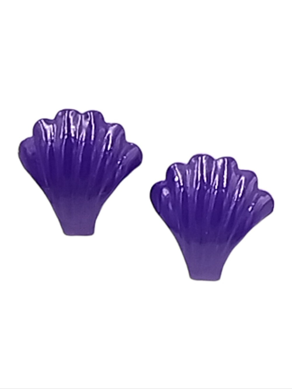 Purple Sculpted Fan Shell Pierced Earrings 0.90" NWOT